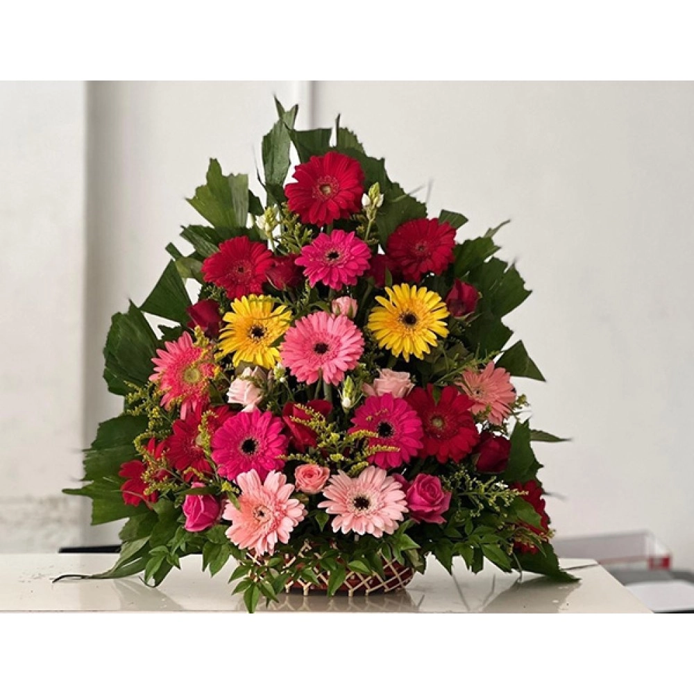 Gorgeous One Side Flower Basket Gorgeous One Side Flower Basket