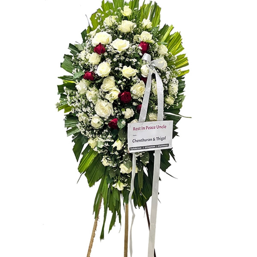 White and Red Roses Wreath White and Red Roses Wreath