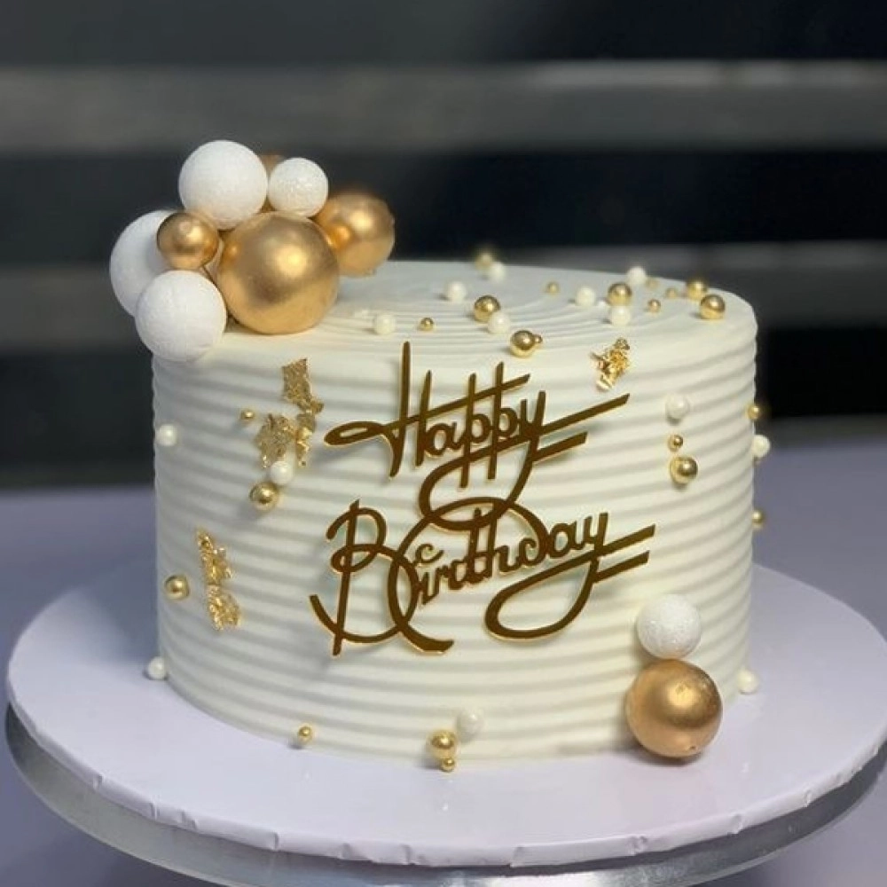Golden Pearl Elegance Cake